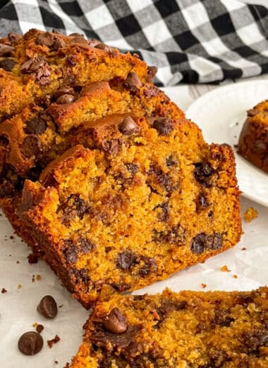 pumpkin chocolate chip bread cut into slices