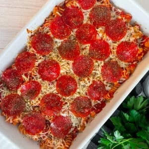 Quick and easy pizza casserole