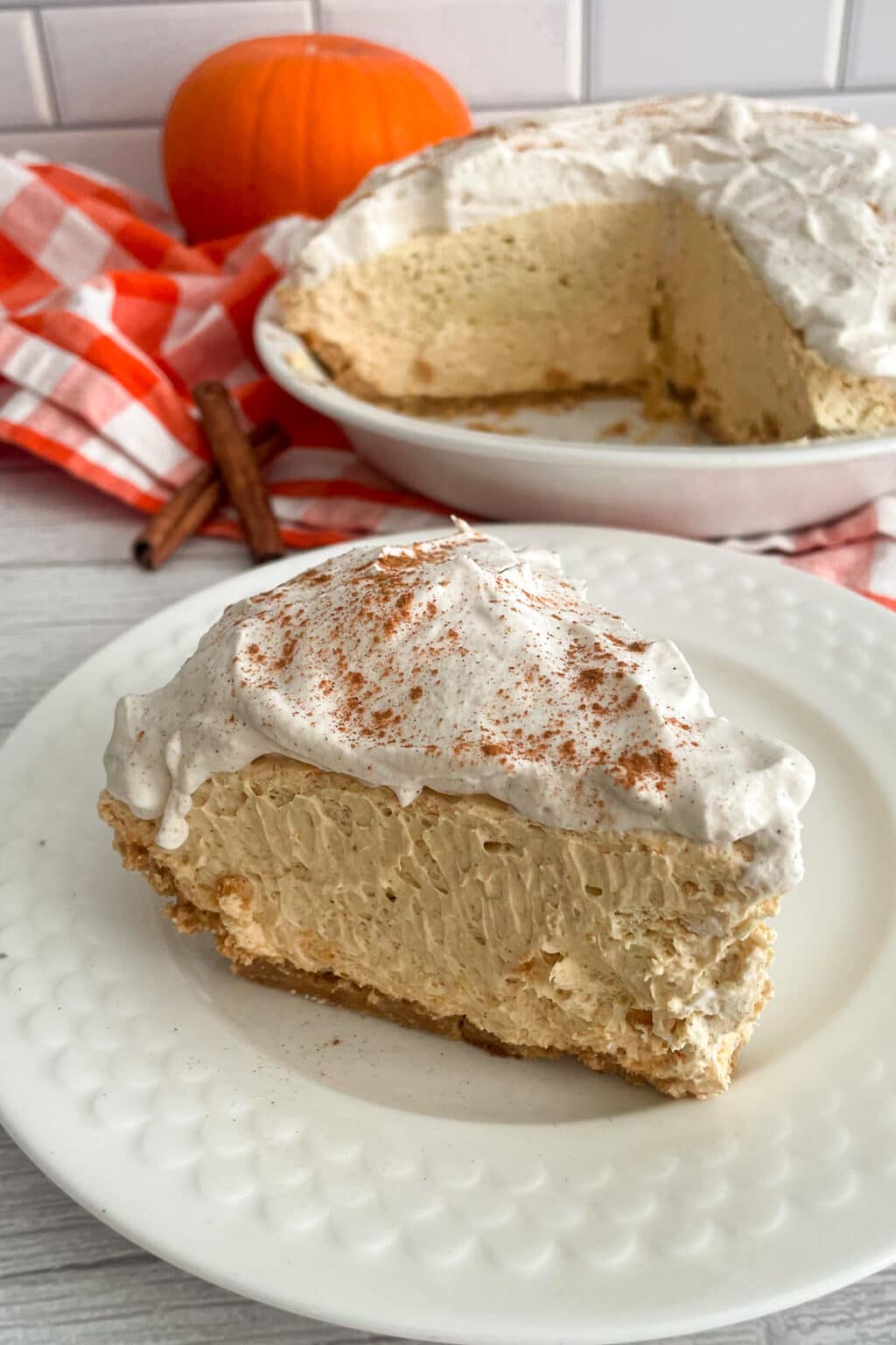 Easy No Bake Pumpkin Cream Pie Recipe Modernmealmakeover easy-no-bake-pumpkin-cream-pie-recipe-modernmealmakeover