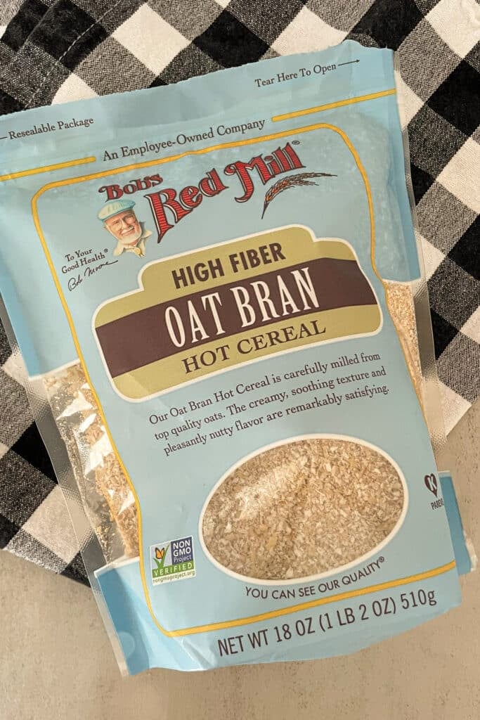 Oat bran flakes that you can buy at the store